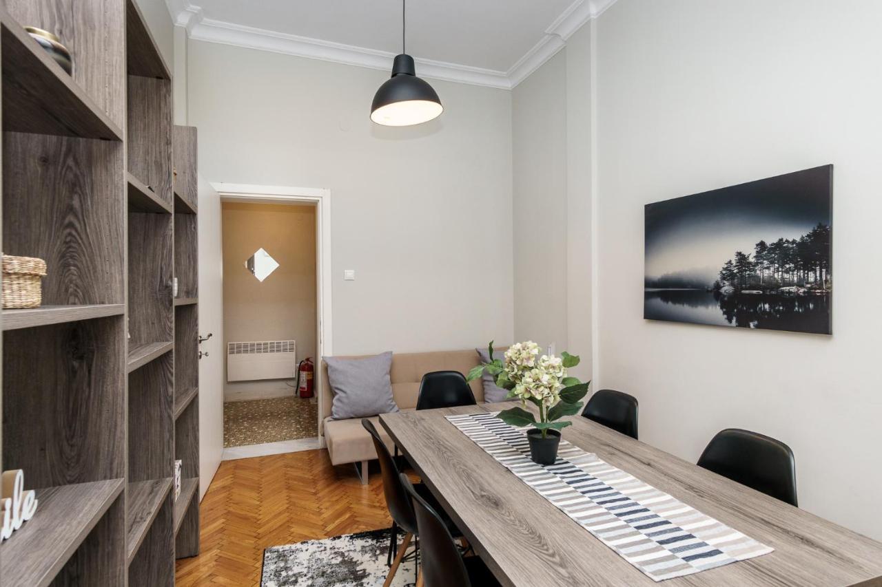 C.4 Red Rose #Colony_Central_Apartment Tessalónica Exterior foto